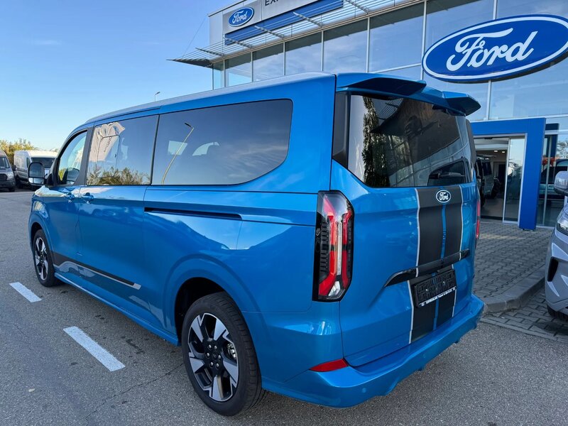 Ford Tourneo Custom